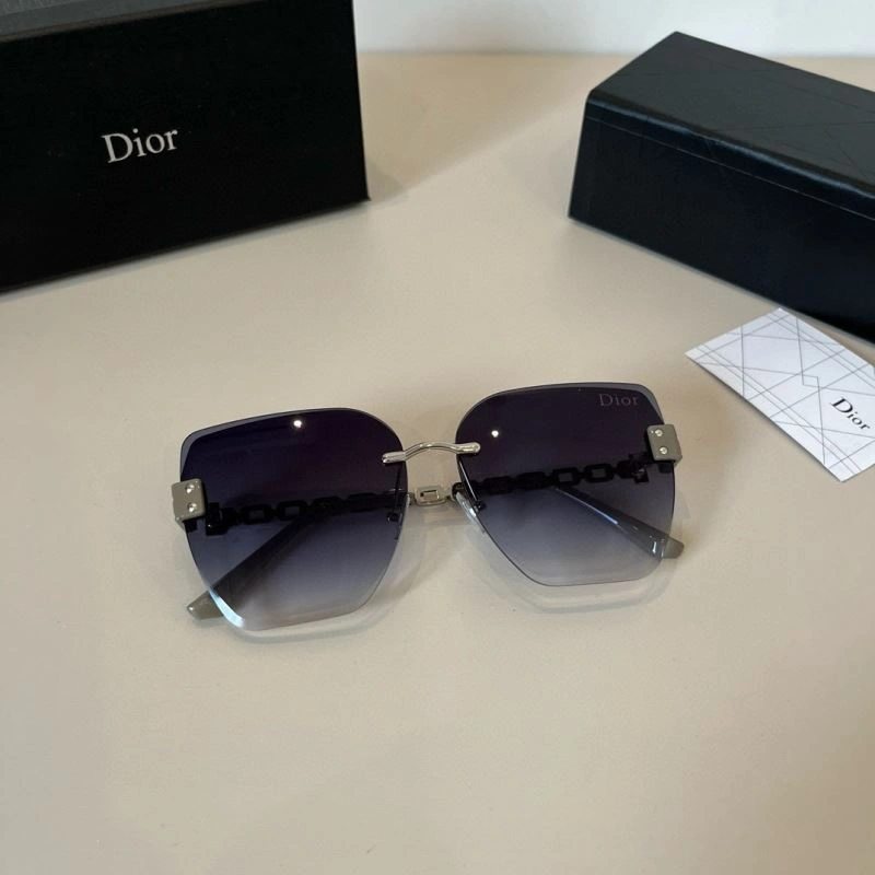 Fashionable Christian Dior Sunglasses 278845