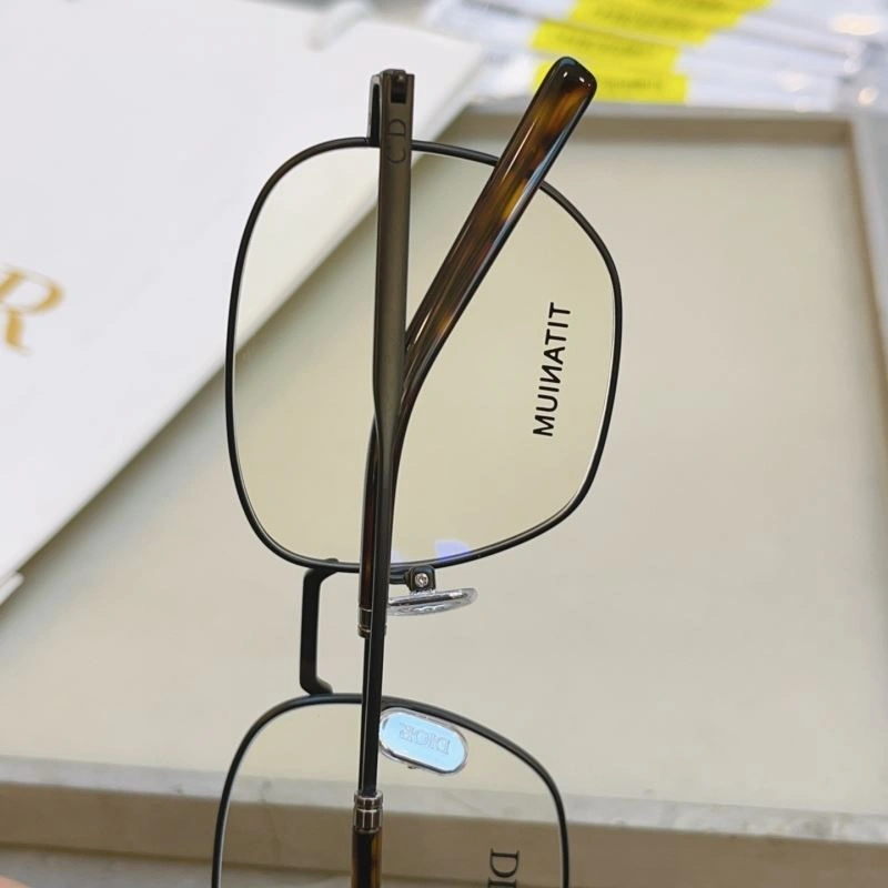 Casual Christian Dior Sunglasses 278850