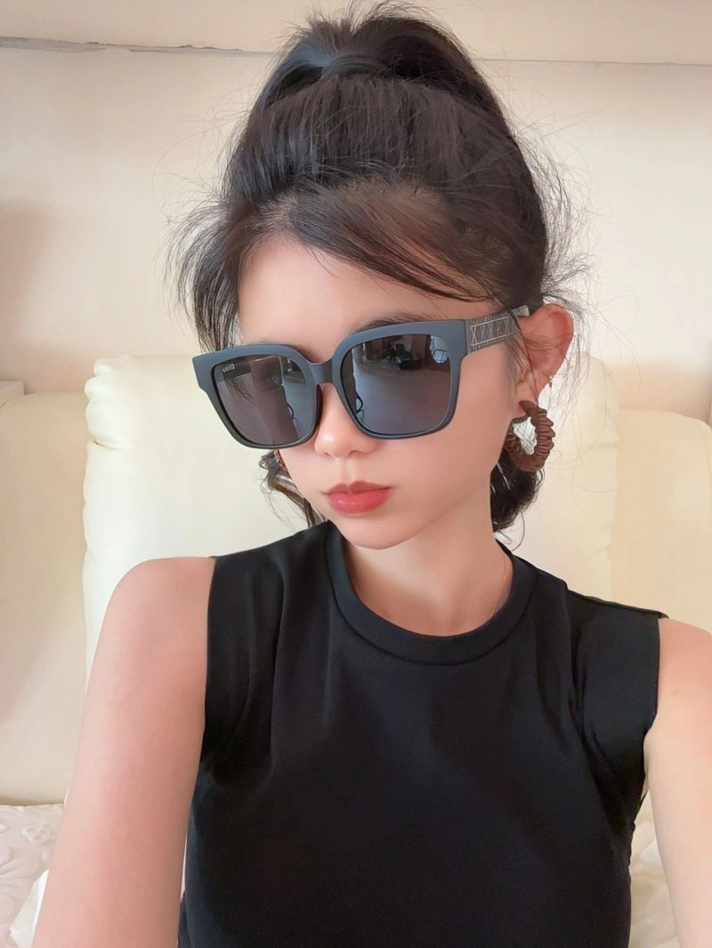 Popular Christian Dior Sunglasses 278820