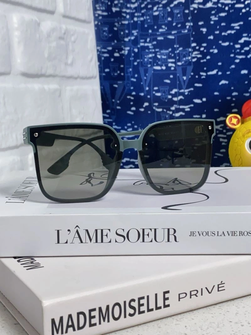 SmoothTexture Christian Dior Sunglasses 278790