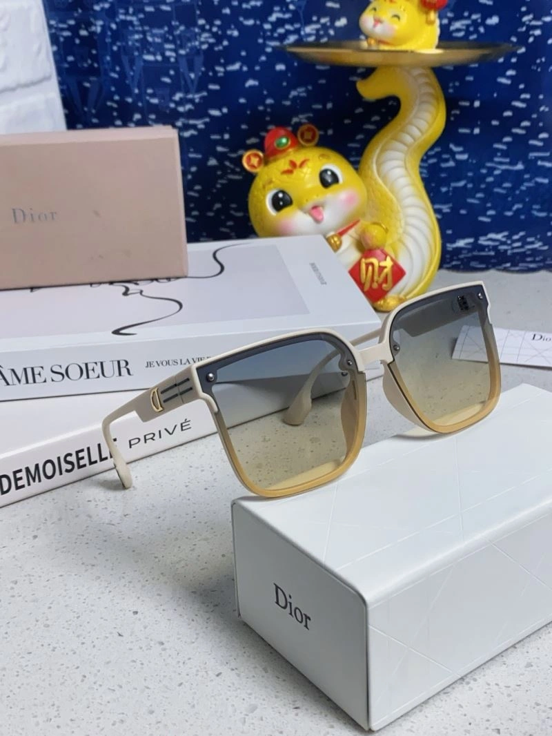 Christian Dior Sunglasses ModernLook 278792
