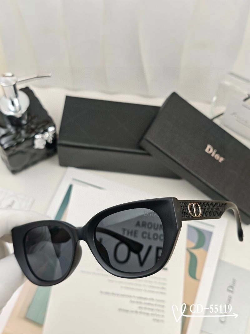 Christian Dior Sunglasses HighQuality 278804