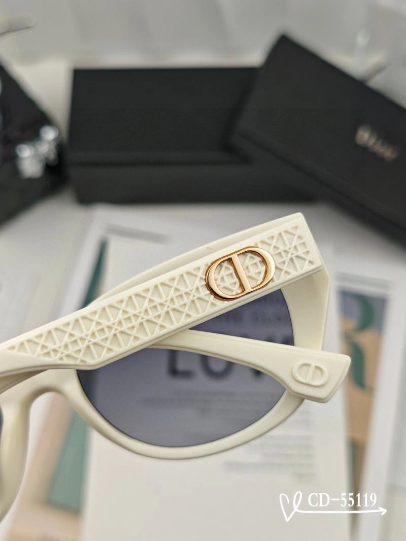 Christian Dior Sunglasses HighQuality 278804