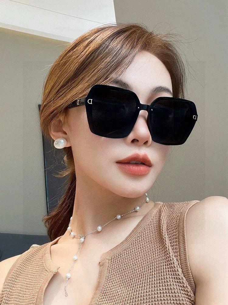 Packable Christian Dior Sunglasses 278797