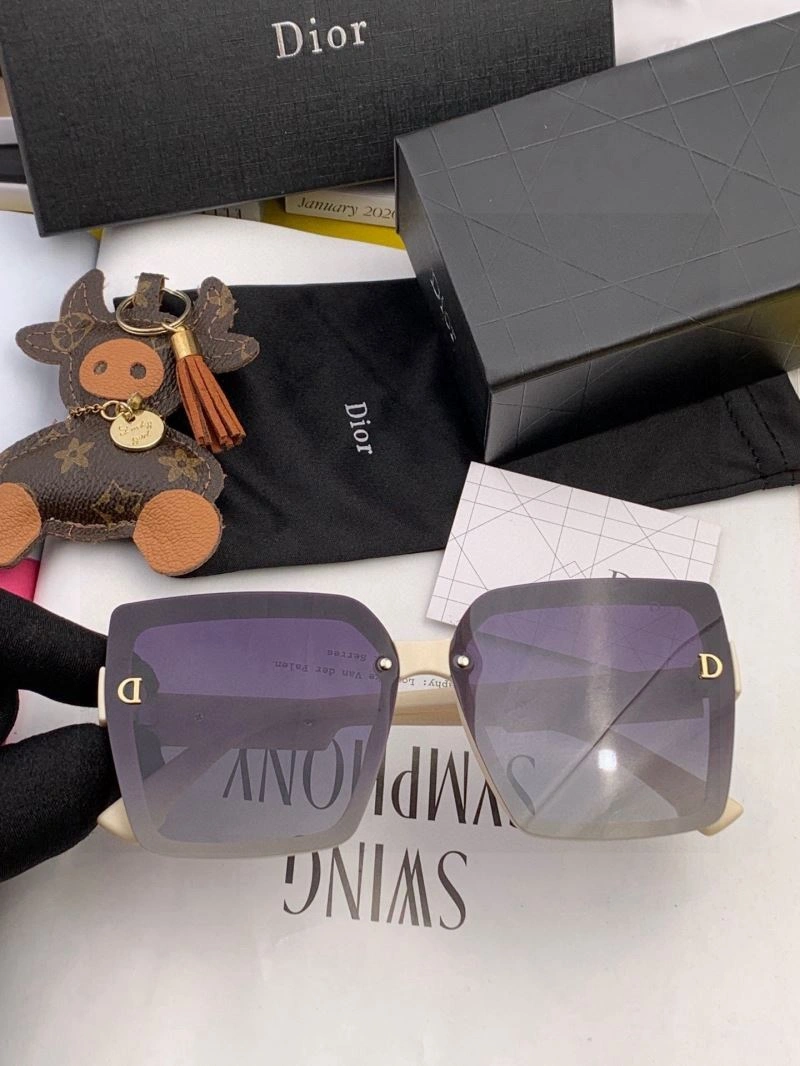 Christian Dior Sunglasses Unisex 278777