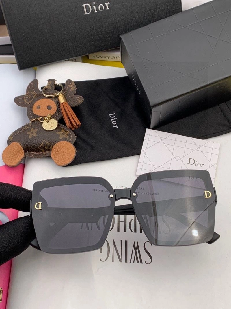 Christian Dior Sunglasses Unisex 278777
