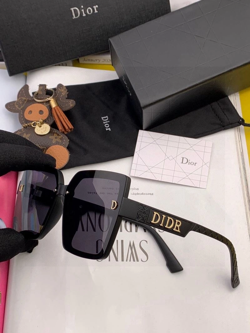 Christian Dior Sunglasses Unisex 278777
