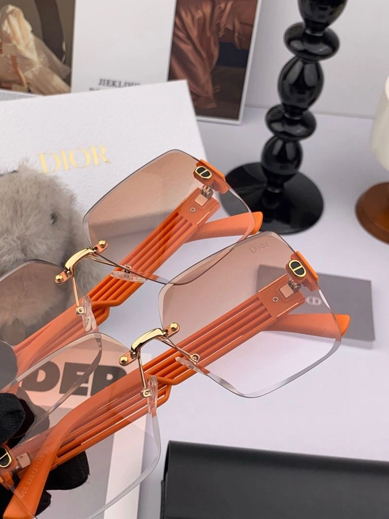 Christian Dior Sunglasses Resilient 278786