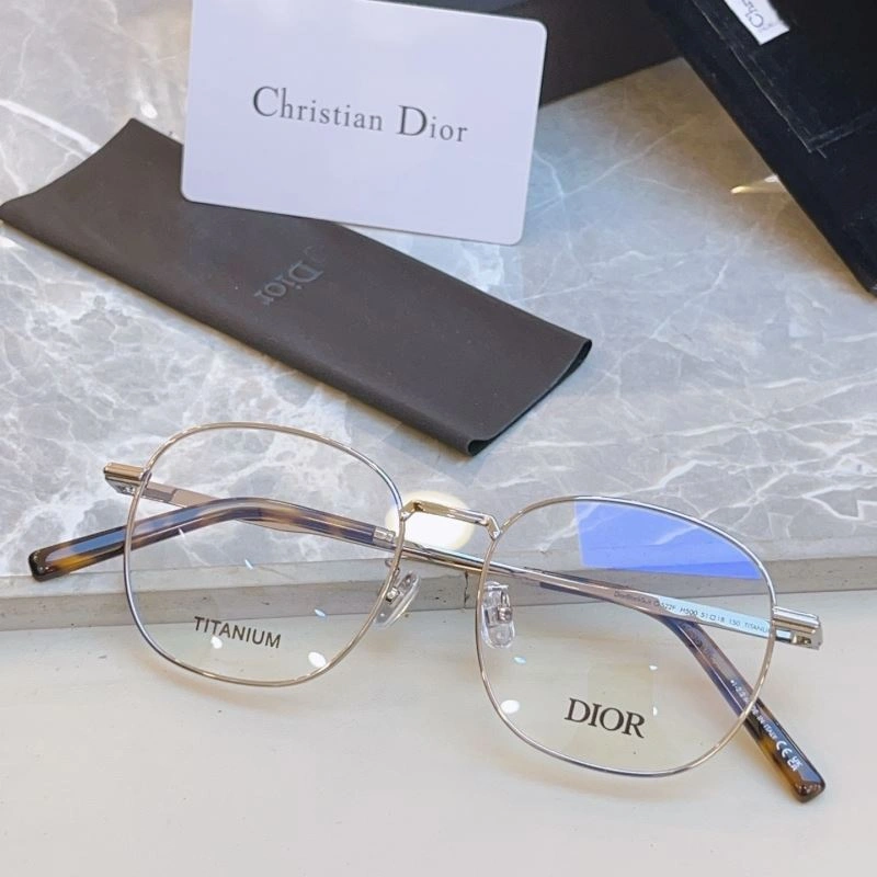 Trendsetting Christian Dior Sunglasses 278776