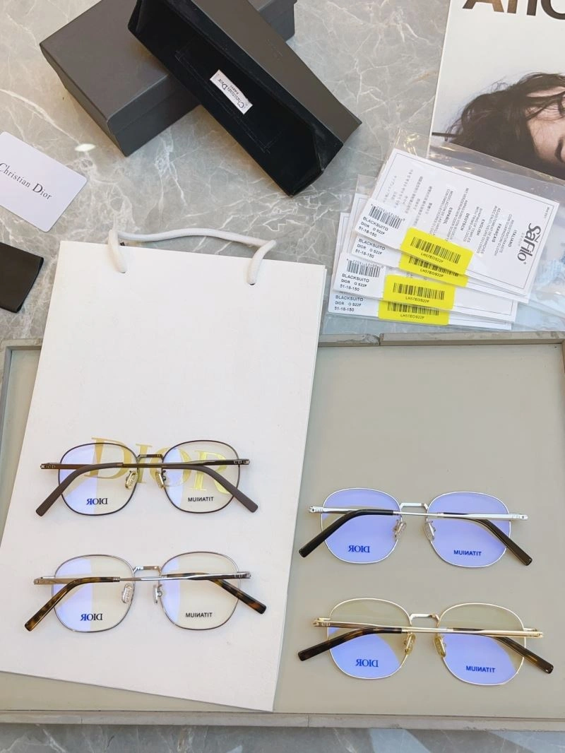 Trendsetting Christian Dior Sunglasses 278776
