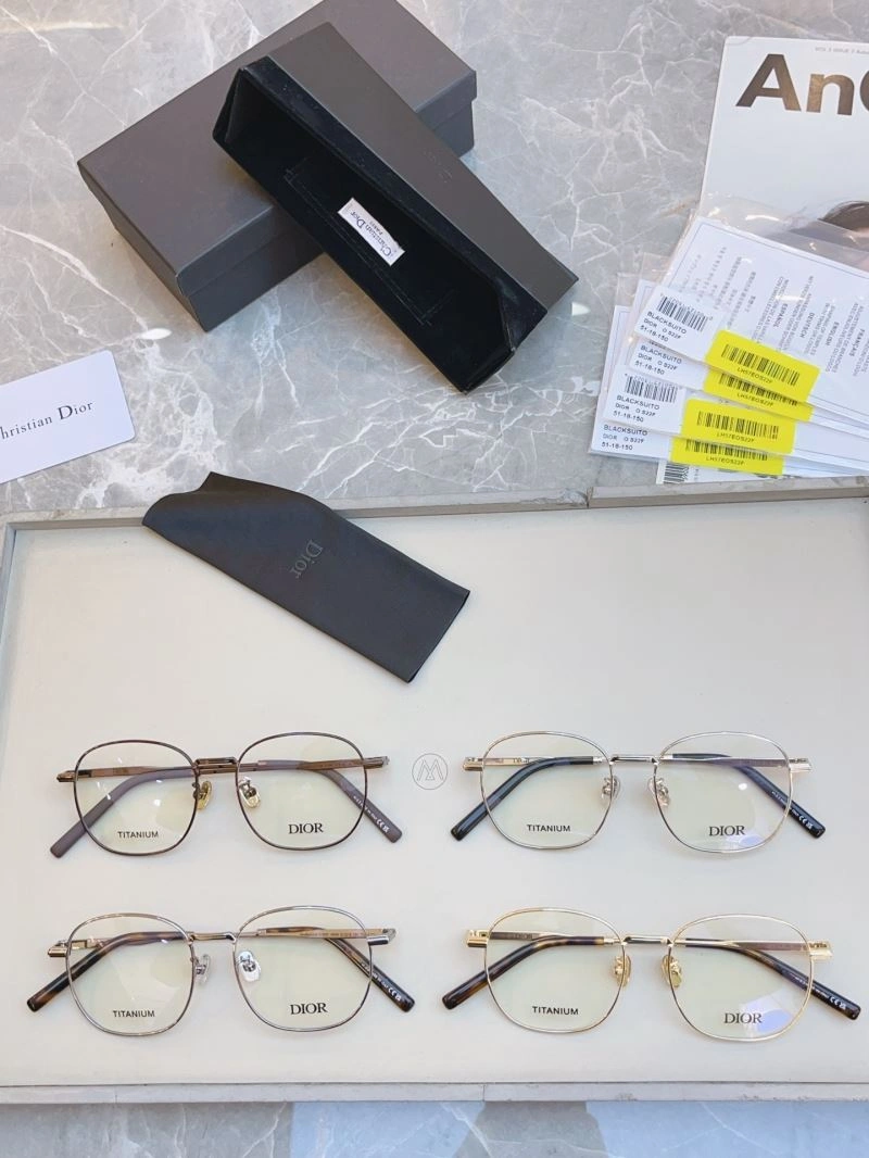 Trendsetting Christian Dior Sunglasses 278776