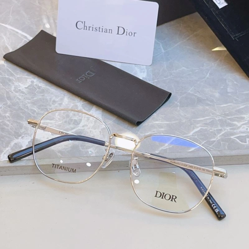 Trendsetting Christian Dior Sunglasses 278776