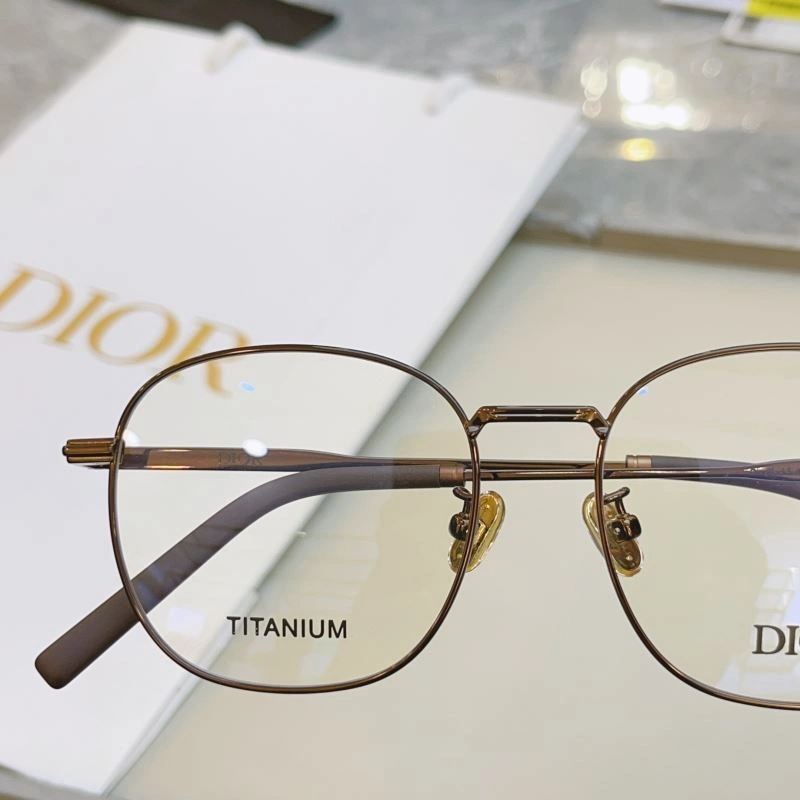 Trendsetting Christian Dior Sunglasses 278776