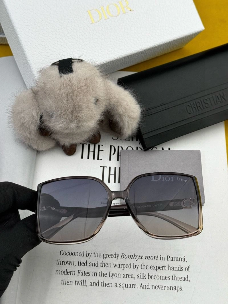 Christian Dior Sunglasses Minimalist 278771