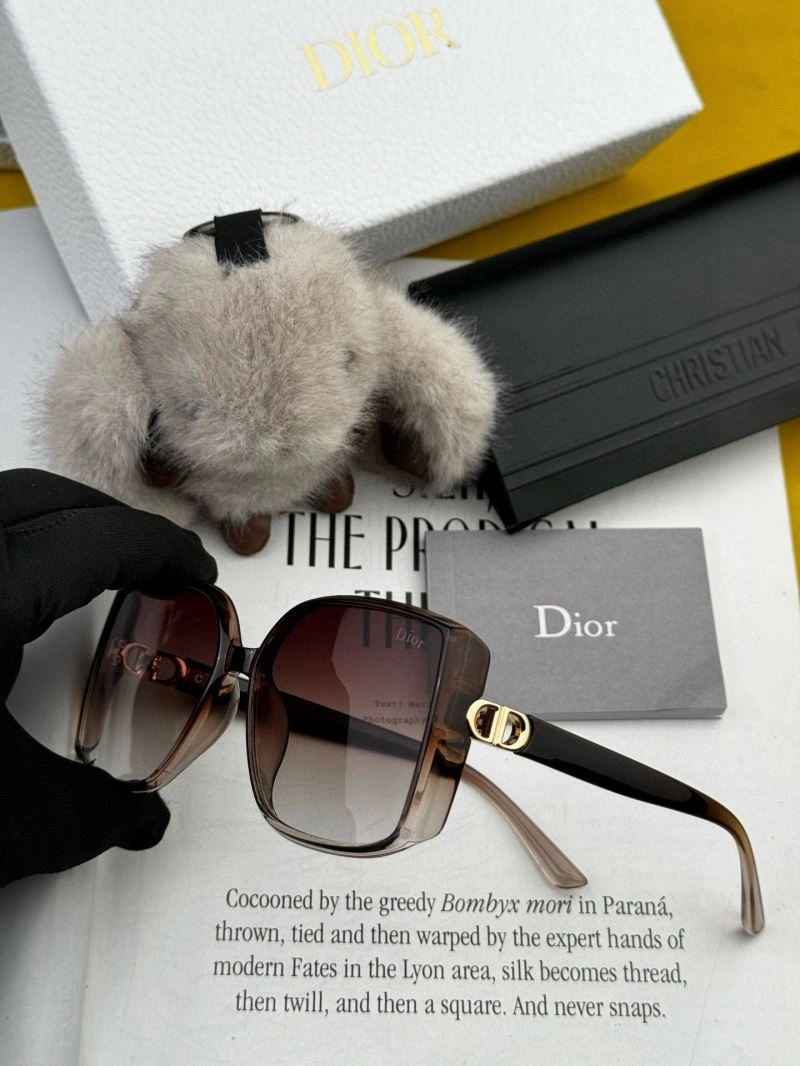 Christian Dior Sunglasses Minimalist 278771
