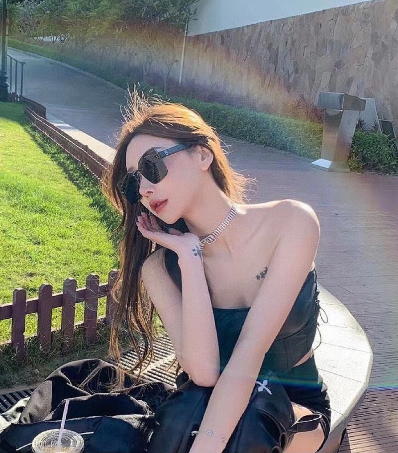 Cozy Christian Dior Sunglasses 278770