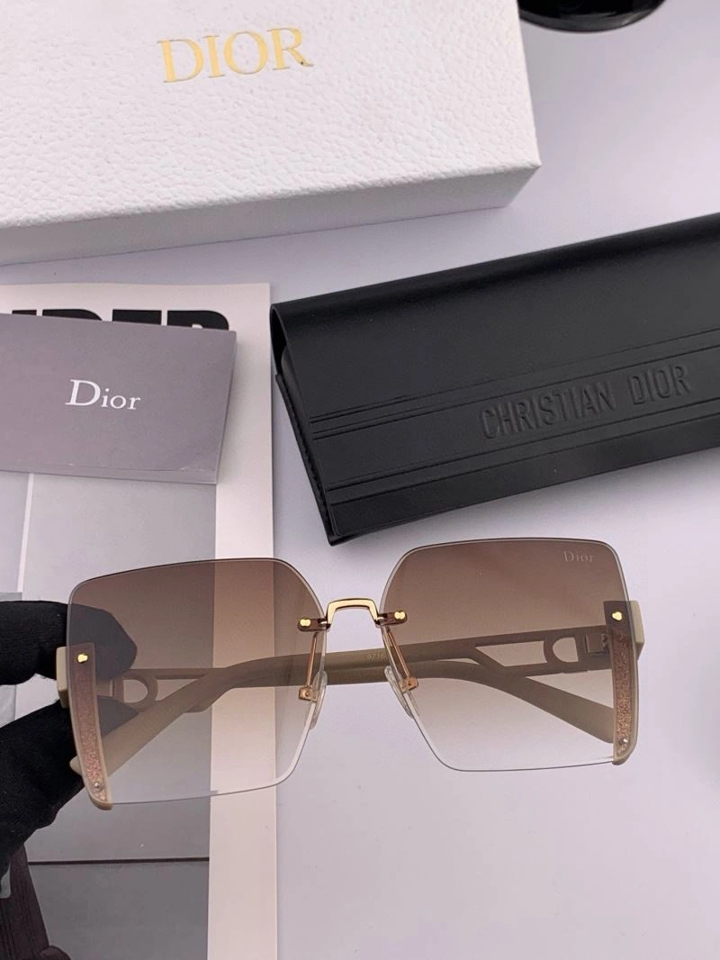 Durable Christian Dior Sunglasses 278744