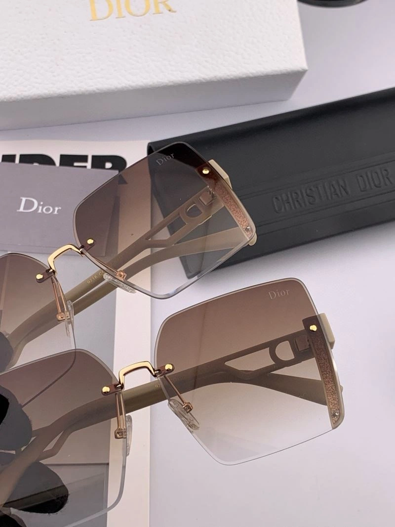 Durable Christian Dior Sunglasses 278744