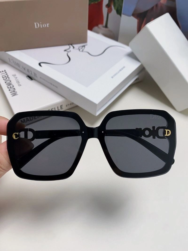 Durable Christian Dior Sunglasses 278751
