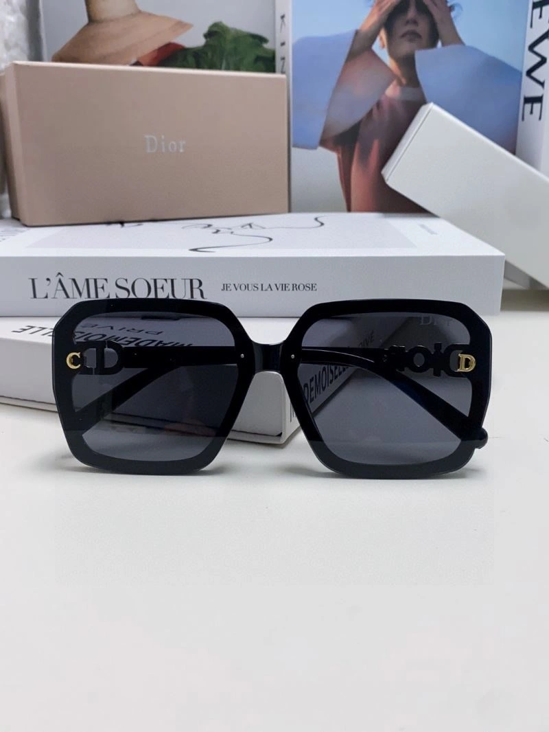 Durable Christian Dior Sunglasses 278751