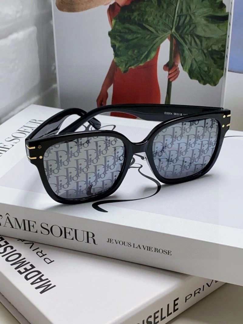 Effortless Christian Dior Sunglasses 278757