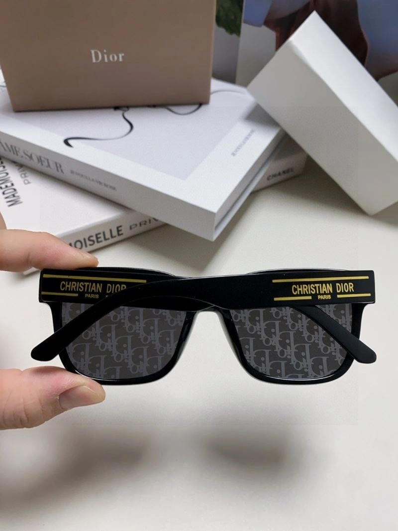 Effortless Christian Dior Sunglasses 278757