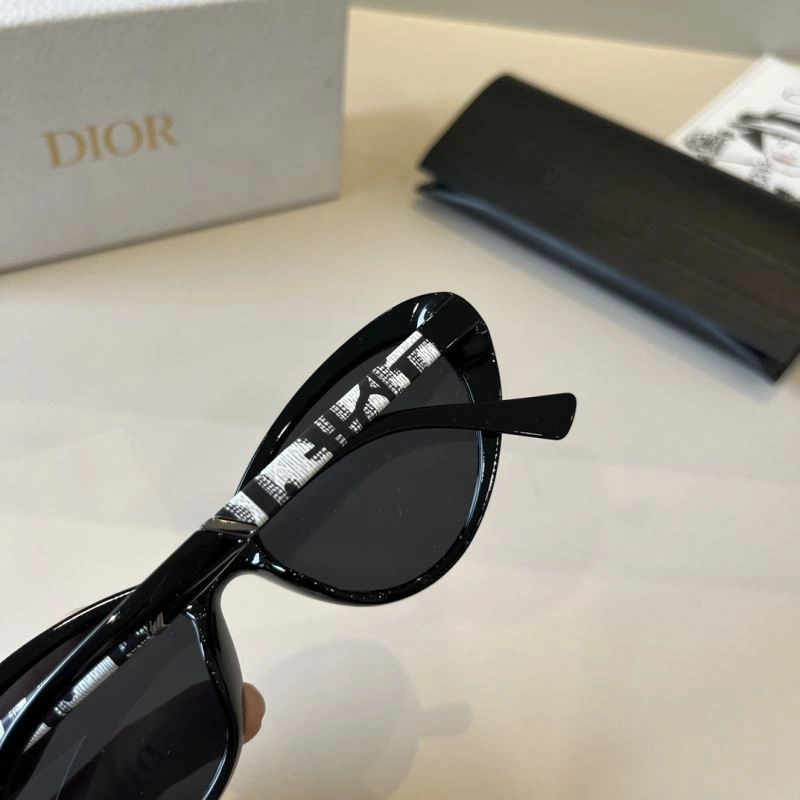 Efficient Christian Dior Sunglasses 278759