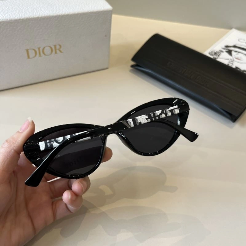 Efficient Christian Dior Sunglasses 278759