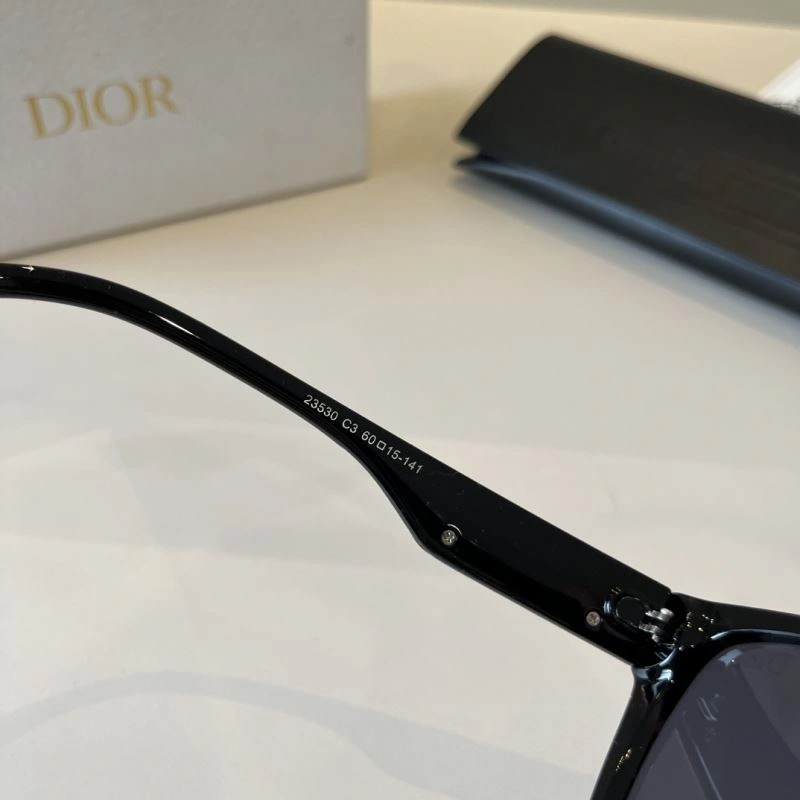 Christian Dior Sunglasses Sleek 278765