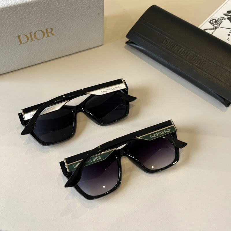 Christian Dior Sunglasses Sleek 278765