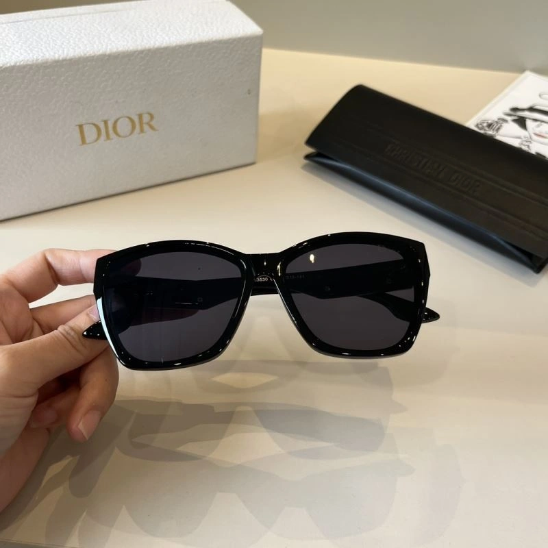 Christian Dior Sunglasses Sleek 278765