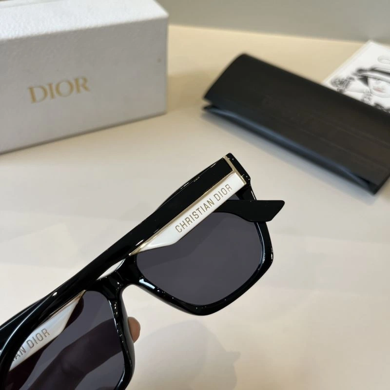 Christian Dior Sunglasses Sleek 278765
