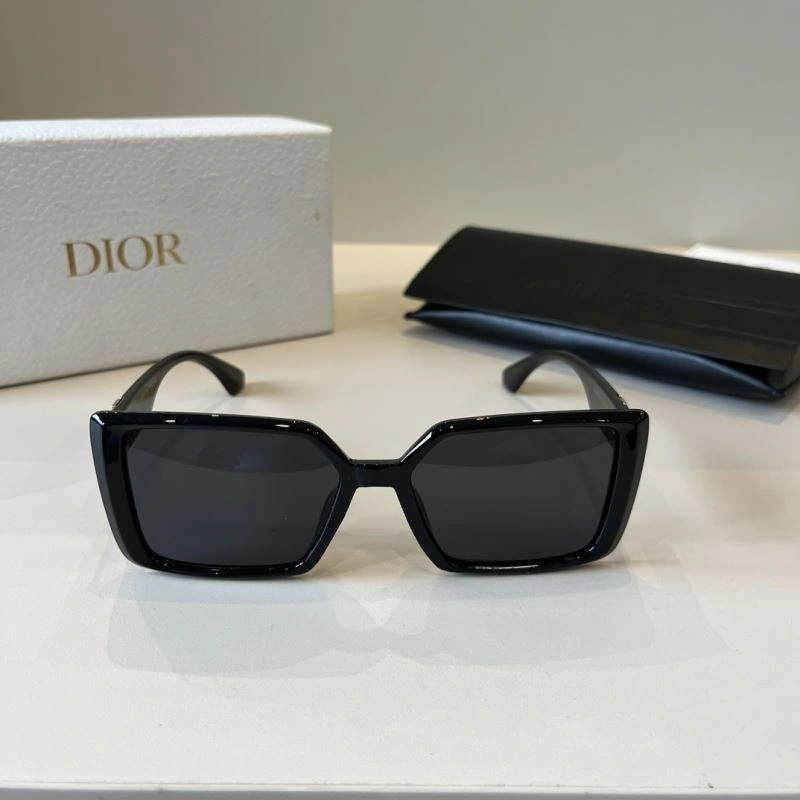 Christian Dior Sunglasses UrbanStyle 278736