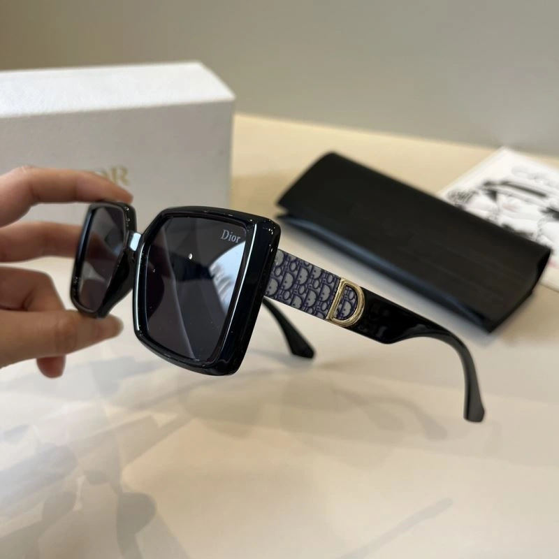 Christian Dior Sunglasses UrbanStyle 278736