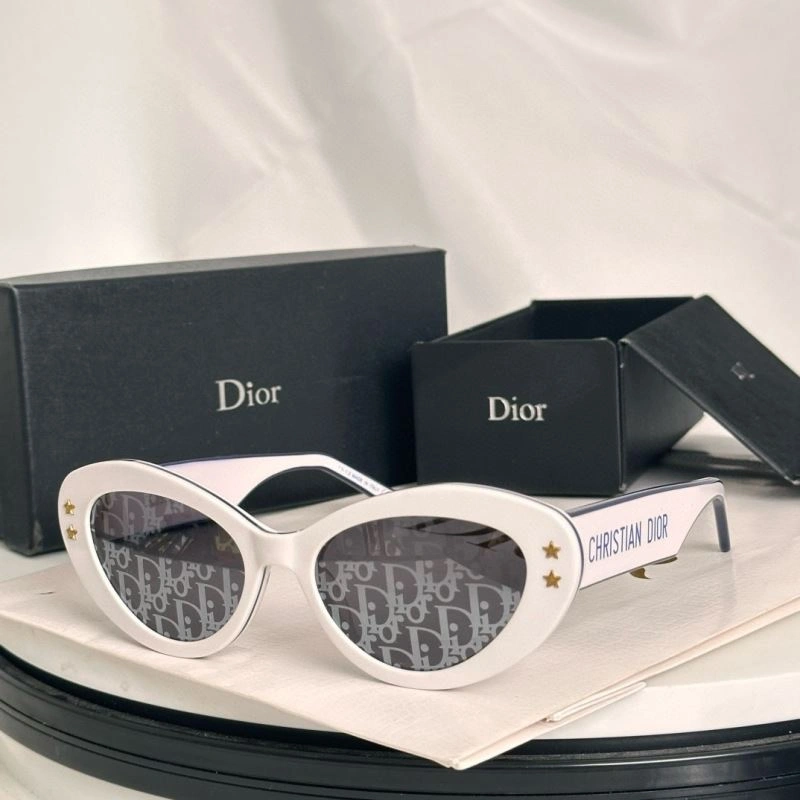 Christian Dior Sunglasses Refined 278958