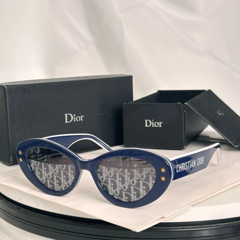 Christian Dior Sunglasses Refined 278958