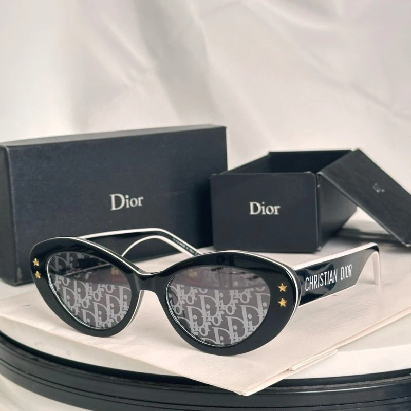 Christian Dior Sunglasses Refined 278958