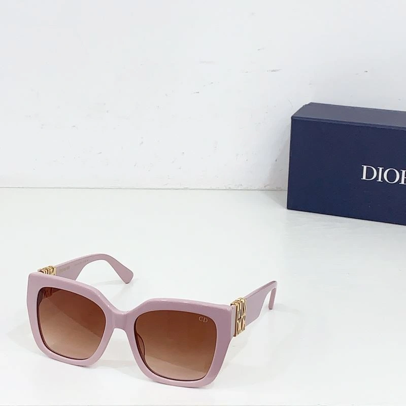 Stylish Christian Dior Sunglasses 278941