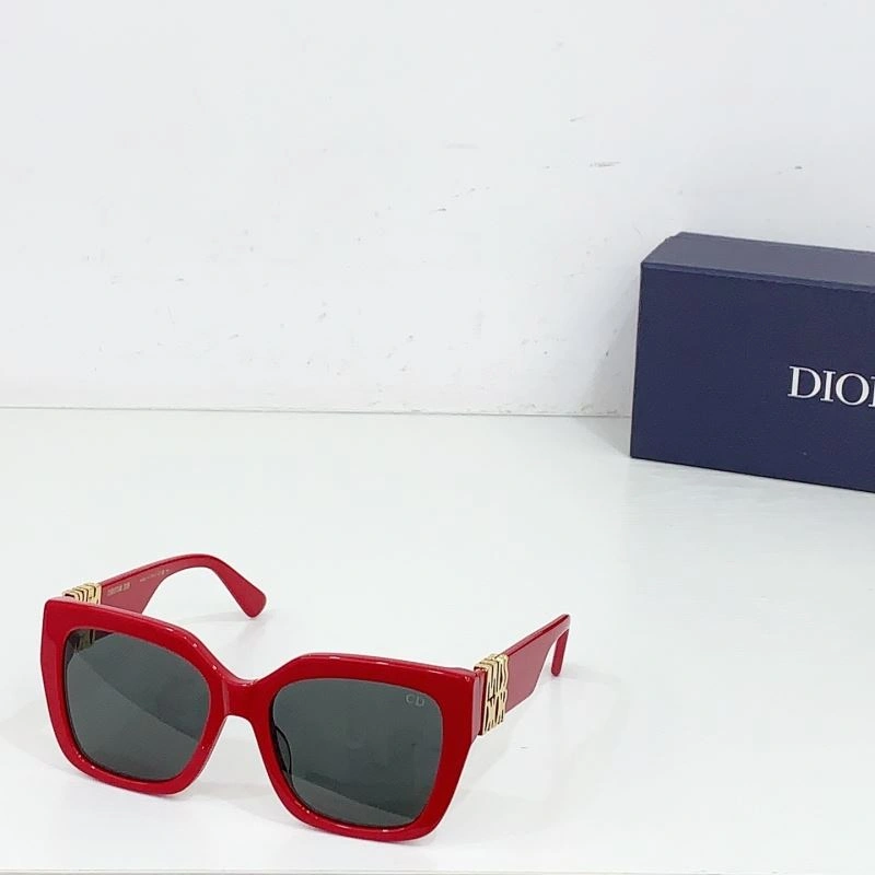 Stylish Christian Dior Sunglasses 278941