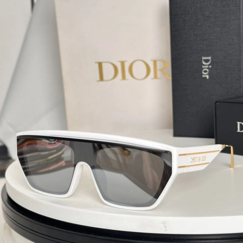 Minimalist Christian Dior Sunglasses 278913