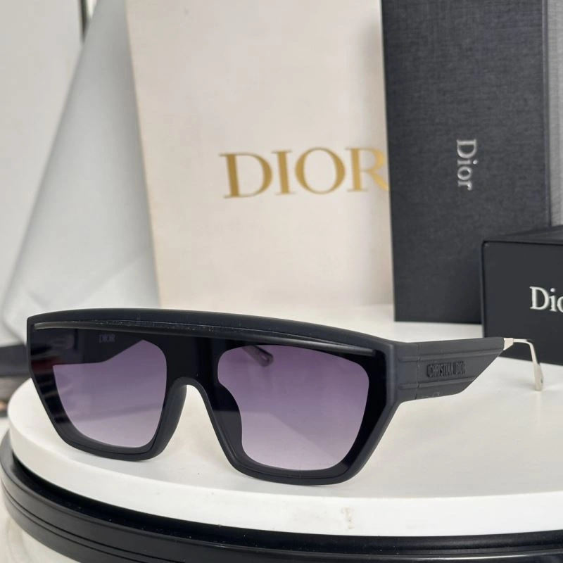 Minimalist Christian Dior Sunglasses 278913