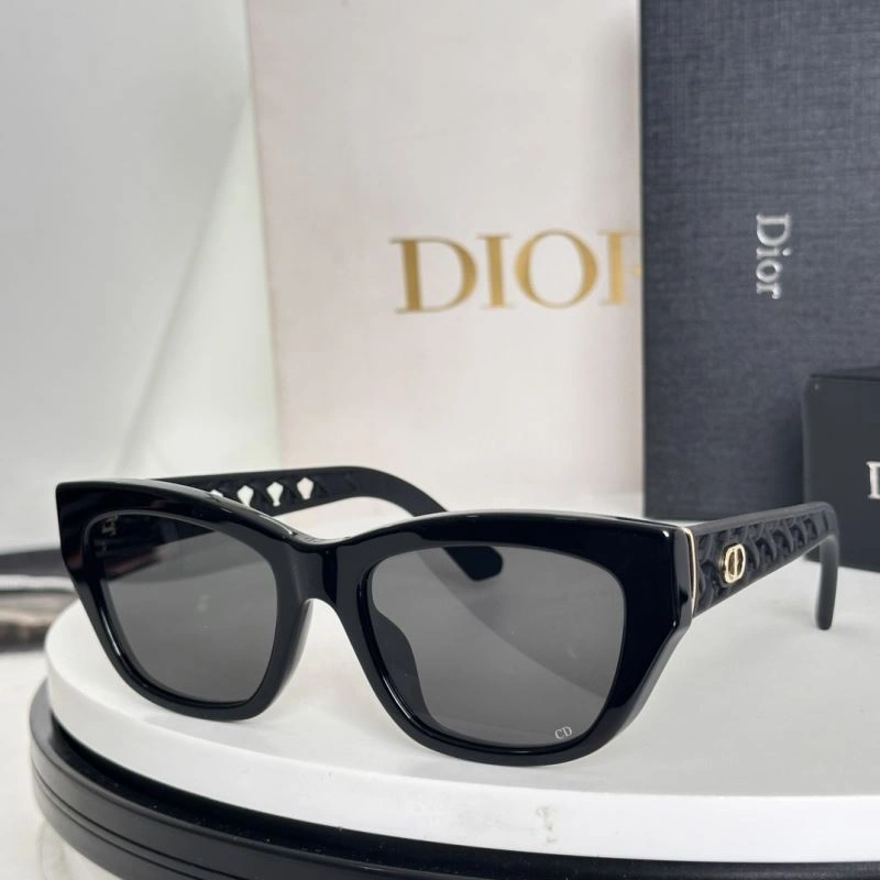 Attractive Christian Dior Sunglasses 278906