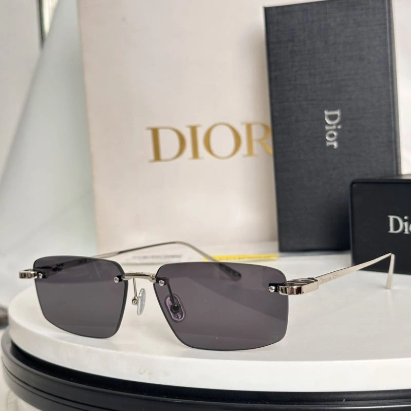 Stylish Christian Dior Sunglasses 278930