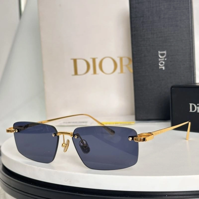 Stylish Christian Dior Sunglasses 278930