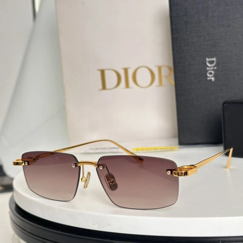 Stylish Christian Dior Sunglasses 278930