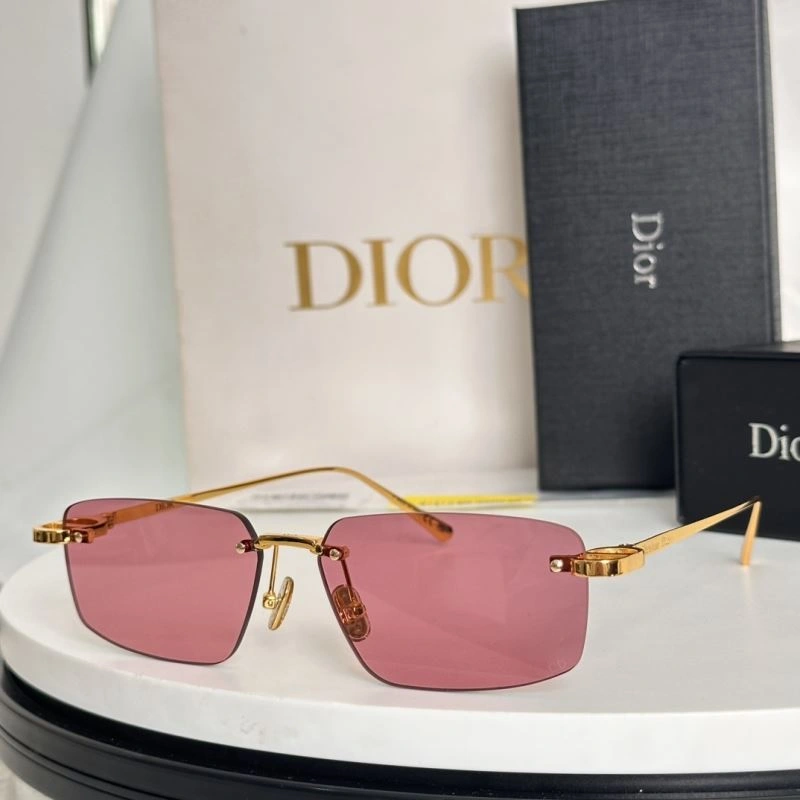 Stylish Christian Dior Sunglasses 278930