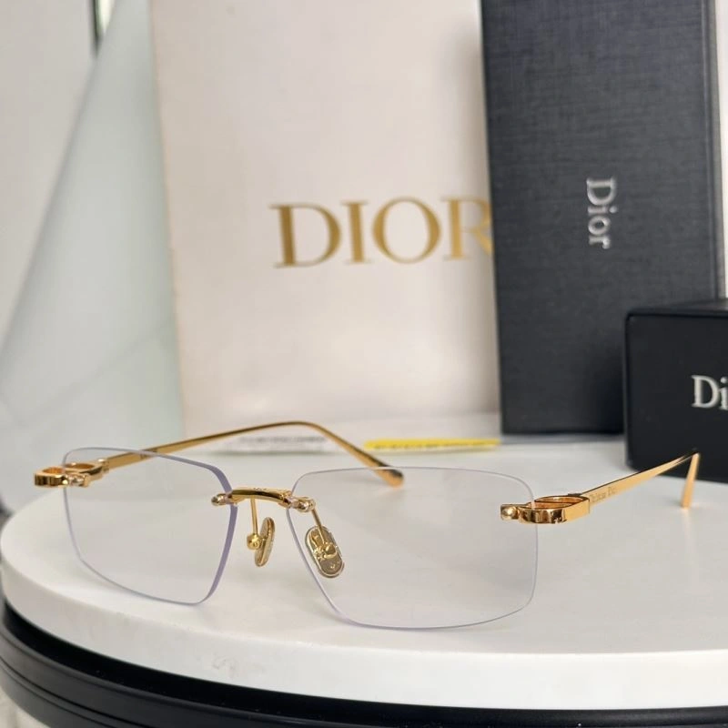 Stylish Christian Dior Sunglasses 278930