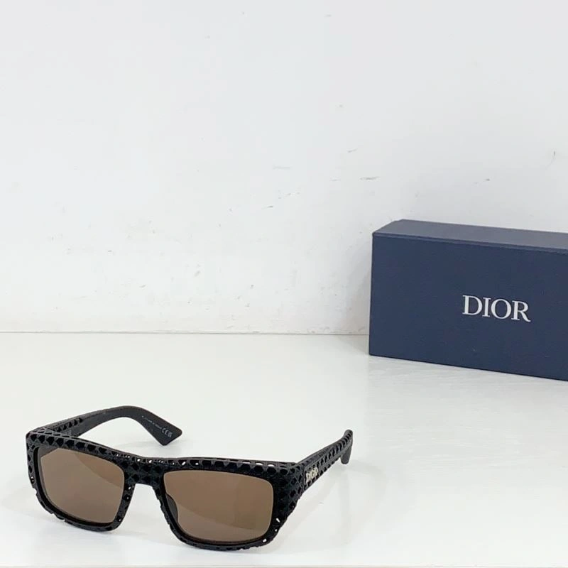 Comfortable Christian Dior Sunglasses 278923