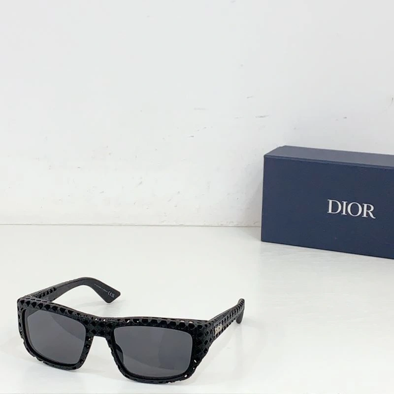 Comfortable Christian Dior Sunglasses 278923