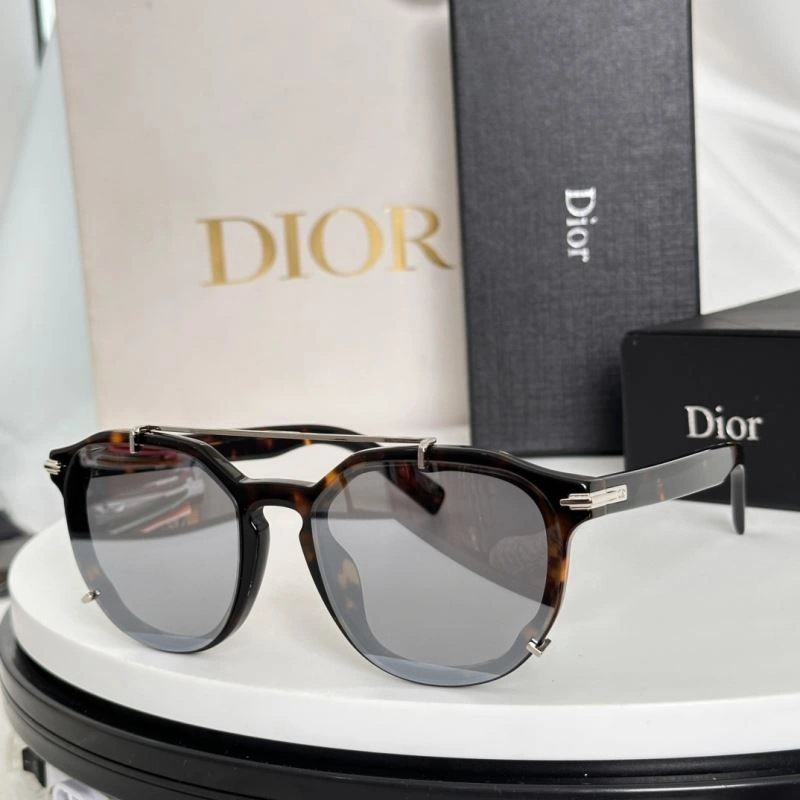 Christian Dior Sunglasses WellDesigned 278903